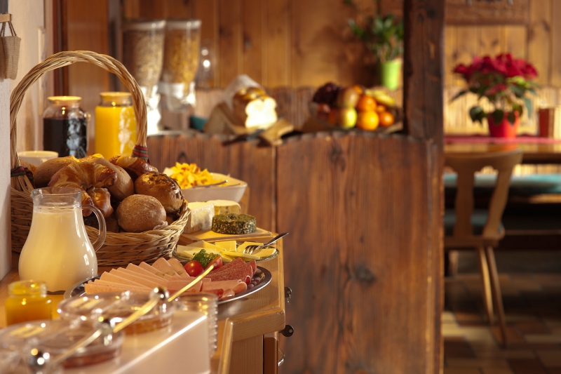 restaurant-GATTIERES-min_breakfast-801827